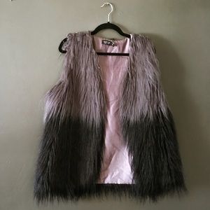 Faux Fur Vest Cara New York M/L